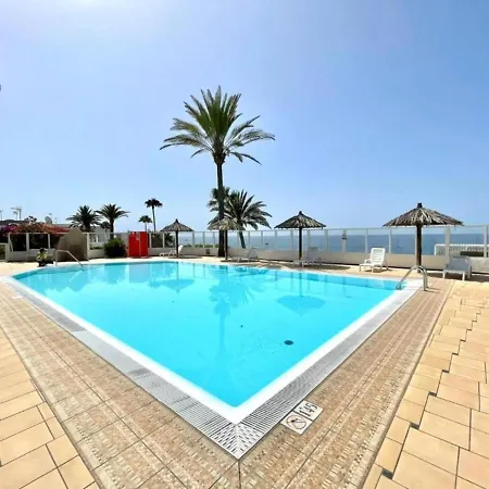 Cozy One Bedroom With Sea View, Pool, Wifi, Ac, Appartamento *