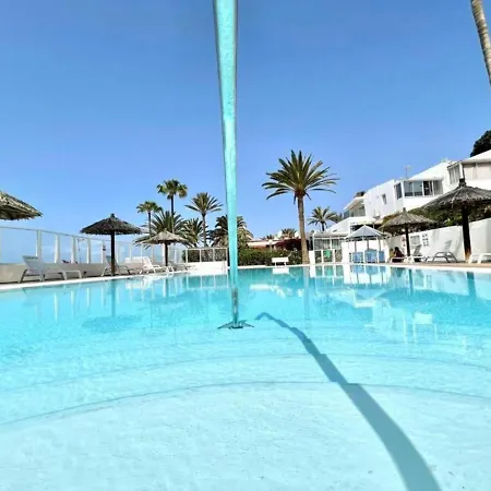 Cozy One Bedroom With Sea View, Pool, Wifi, Ac, Apartment *