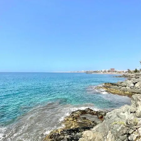 Cozy One Bedroom With Sea View, Pool, Wifi, Ac, Apartment *