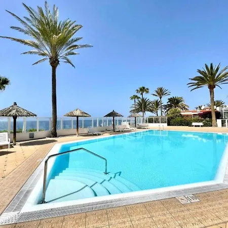 Cozy One Bedroom With Sea View, Pool, Wifi, Ac,